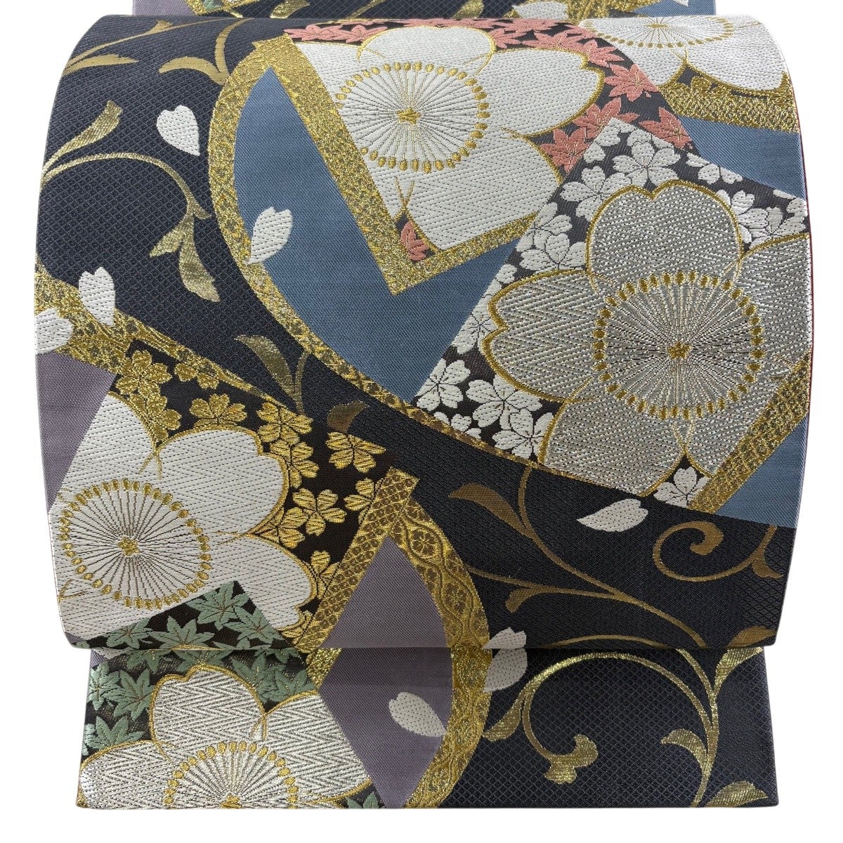 黒地 袋帯 織り出し 楓 桜 金糸 美品】 袋帯 秀品 桜 楓 金糸 箔 灰紫 六通 正絹｜中古・古着