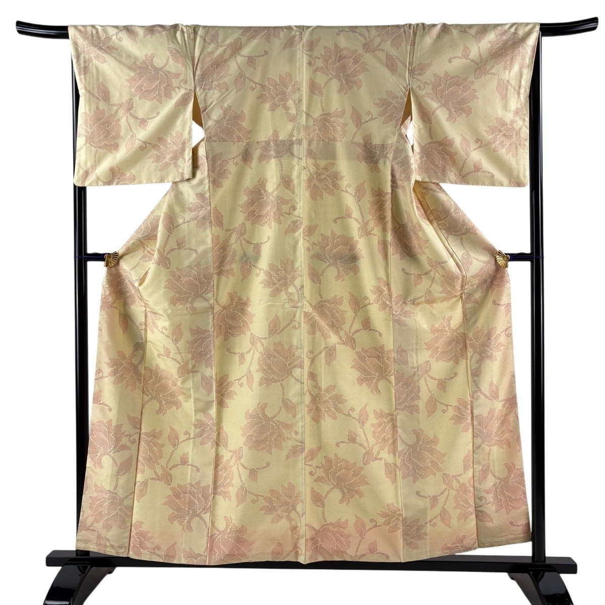 紬 身丈165cm 裄丈67cm 正絹 秀品 【中古】 紬 身丈165cm 裄丈67cm M 袷 草花 焦茶色 正絹 秀品｜中古・古着