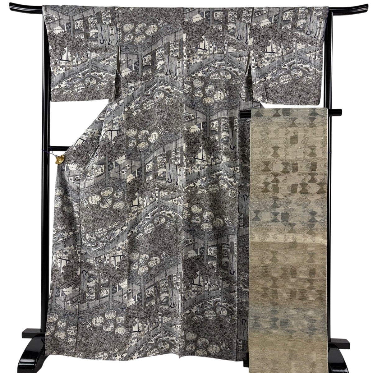 美品】 小紋 身丈165.5cm 裄丈65cm M 袷 袋帯セット 楓 建物 縮緬 灰茶