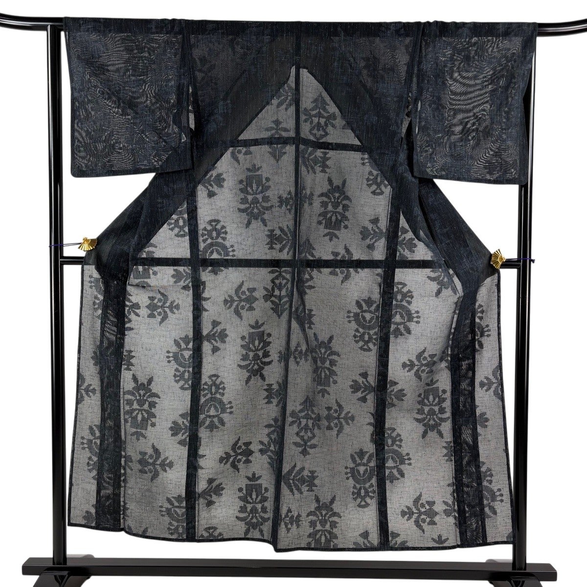 【超美品】単衣　紬　夏着物 草花模様 正絹　身丈150cm裄62cm 草花模様 超美品】単衣 紬 夏着物 草花模様 正絹 身丈150cm裄62cm 草花模様 お