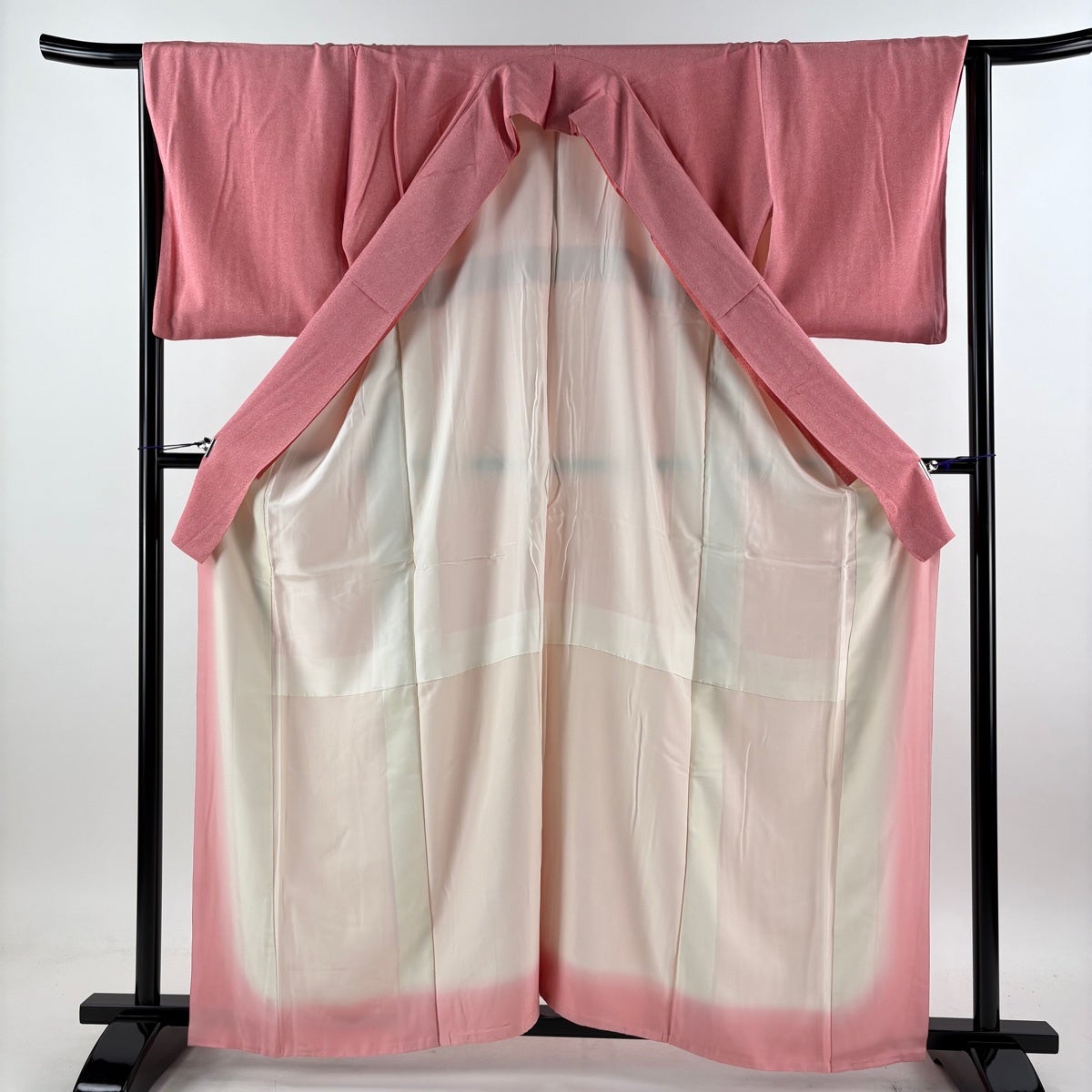 江戸小紋 身丈159cm 裄丈62cm 正絹 名品 【中古】 江戸小紋 身丈172cm 裄丈68.5cm L 袷 落款 証紙 万筋 黒灰 正絹 名品