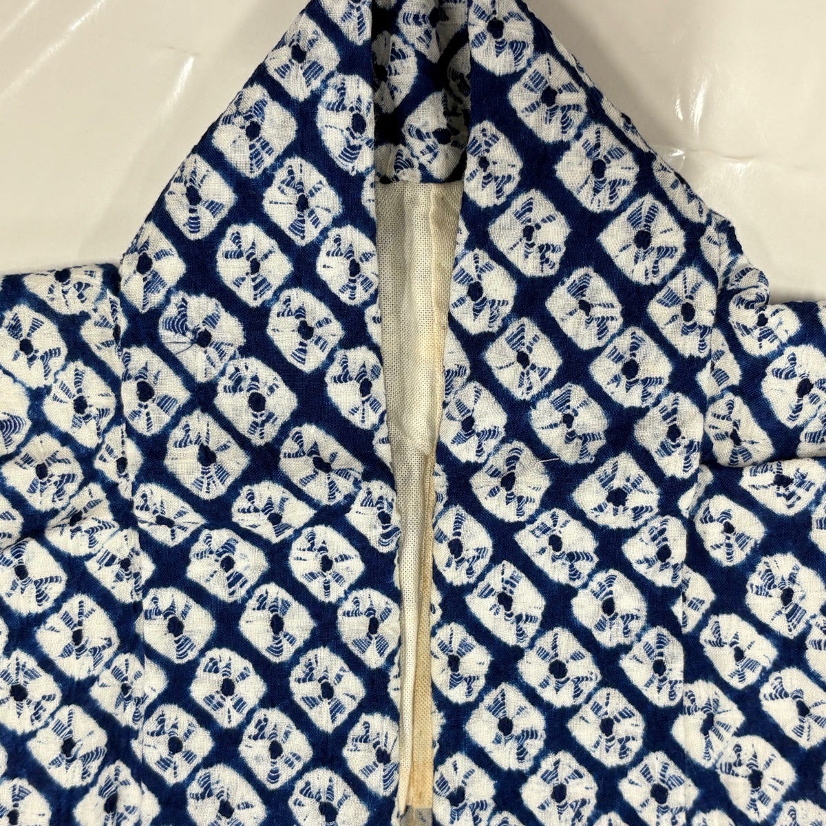 浴衣 身丈148cm 裄丈60.5cm S 絞り浴衣 絞り 紺色 綿 名品｜中古・古着