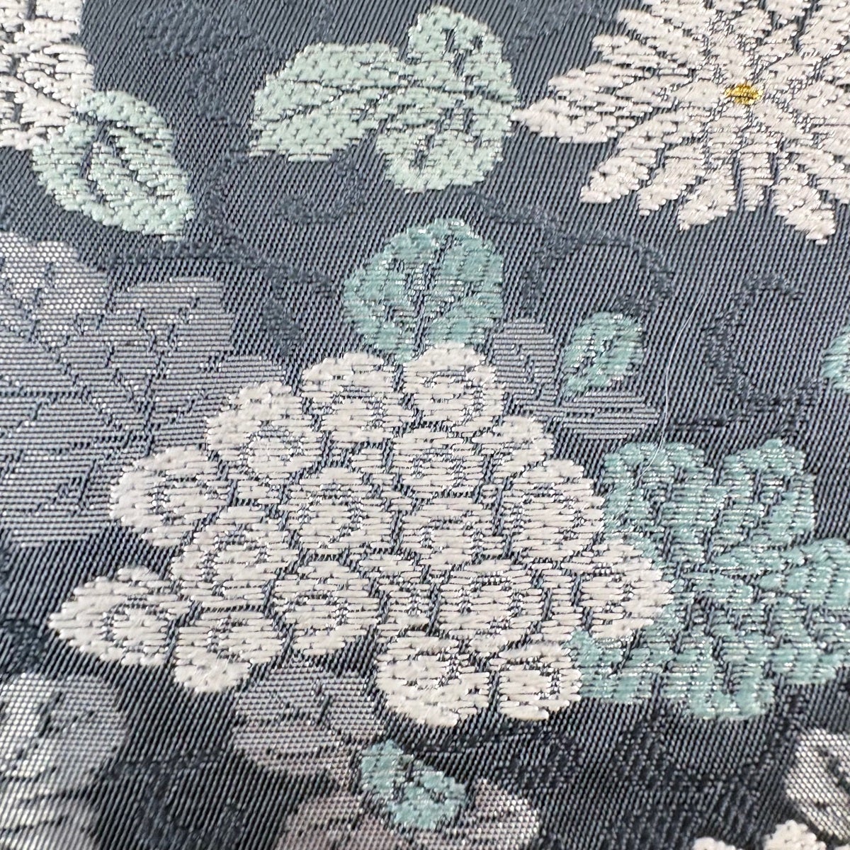 美品】 名古屋帯 名品 菊 草花 金銀糸 箔 青灰色 正絹｜中古・古着