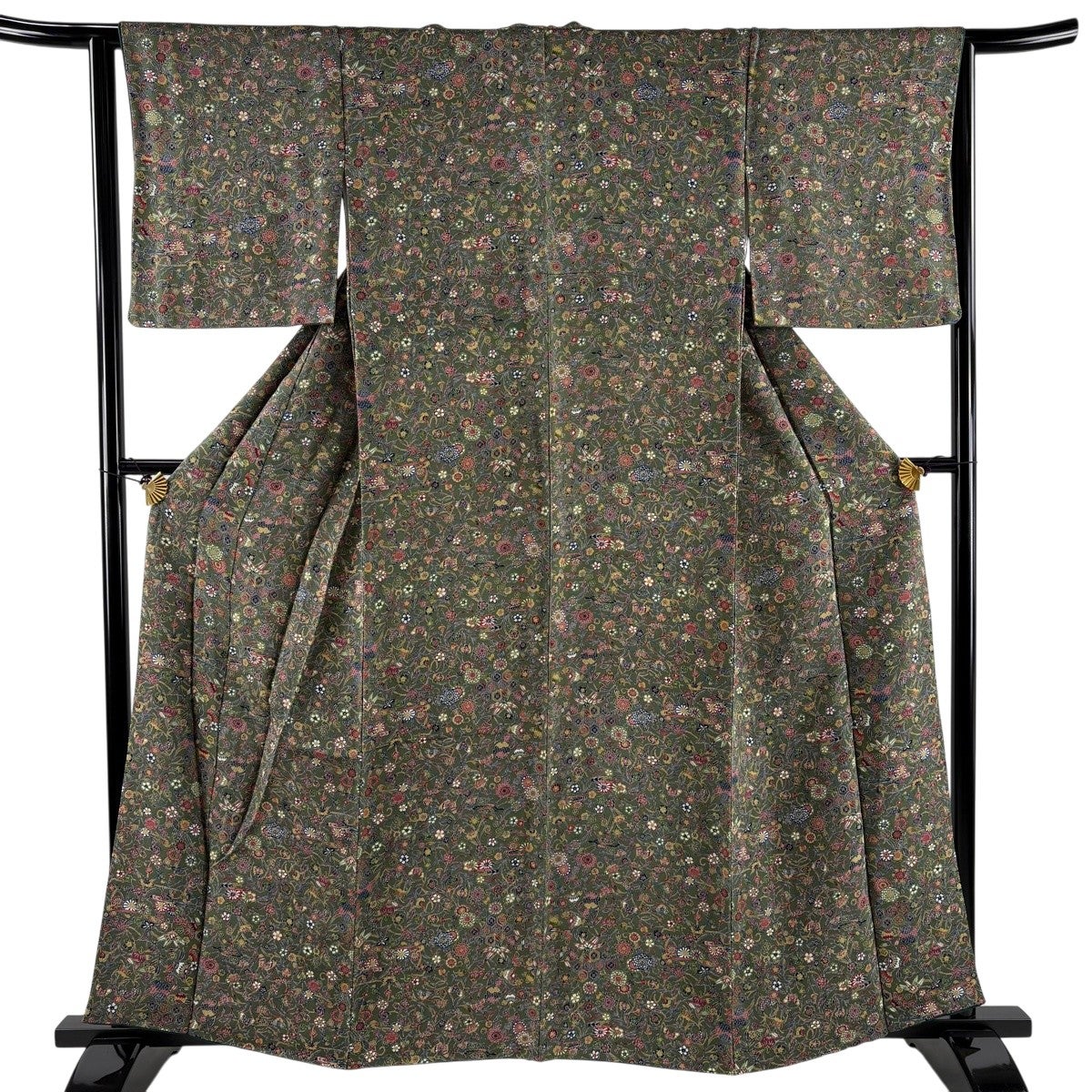 大島紬 美品 秀品 身丈160cm 裄丈63cm 正絹 【中古】 美品】 大島紬 身丈160cm 裄丈65.5cm M 袷 斉藤三才 落款あり 証紙あり