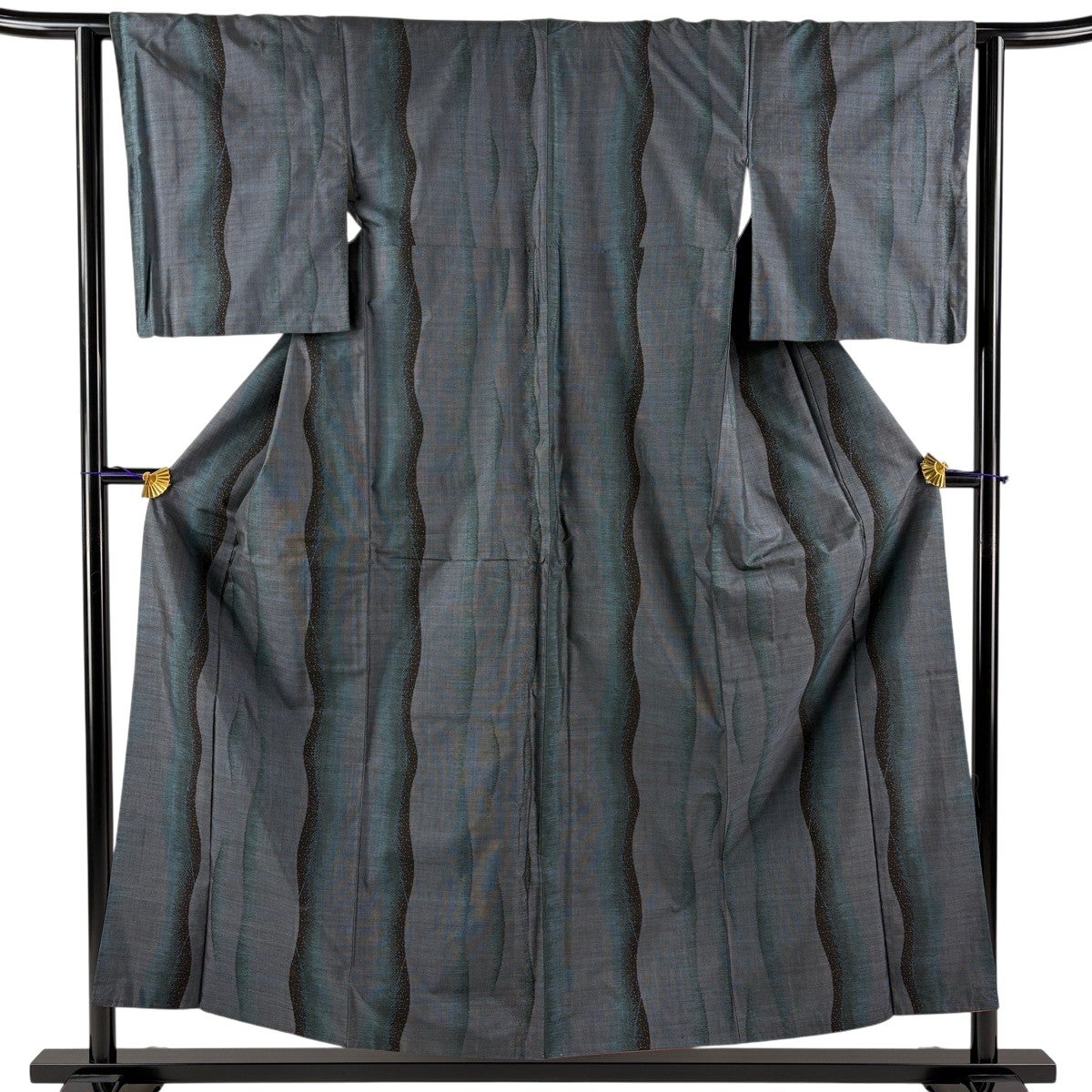 美品】 紬 身丈157cm 裄丈62cm S 袷 華文 草花 紺色 正絹 秀品｜中古
