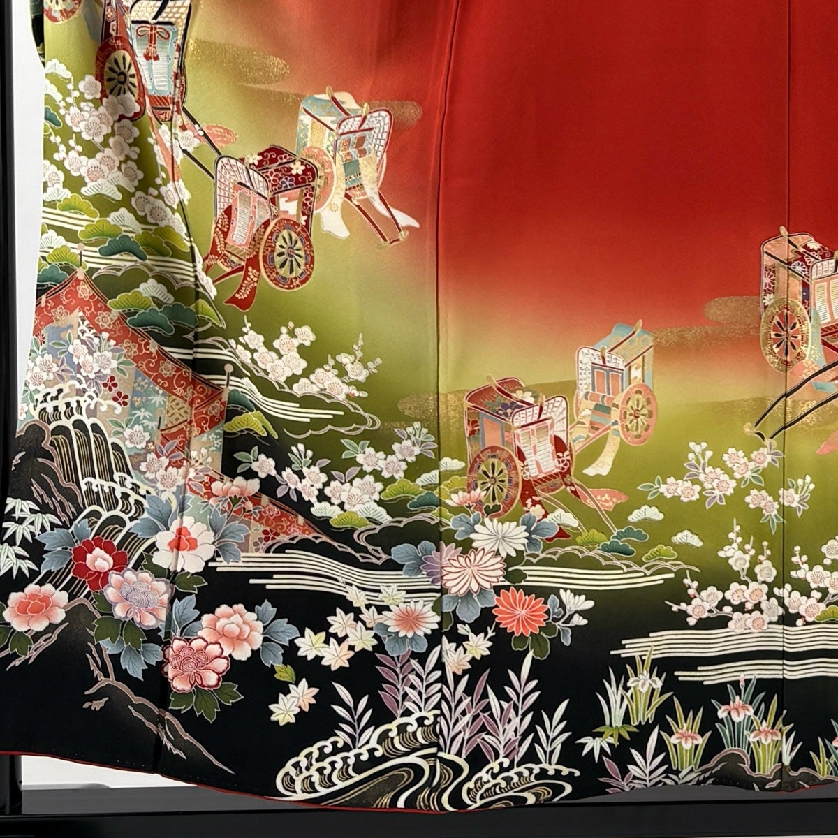 美品】 振袖 身丈157cm 裄丈63.5cm S 袷 御所車 松竹梅 金彩 ぼかし