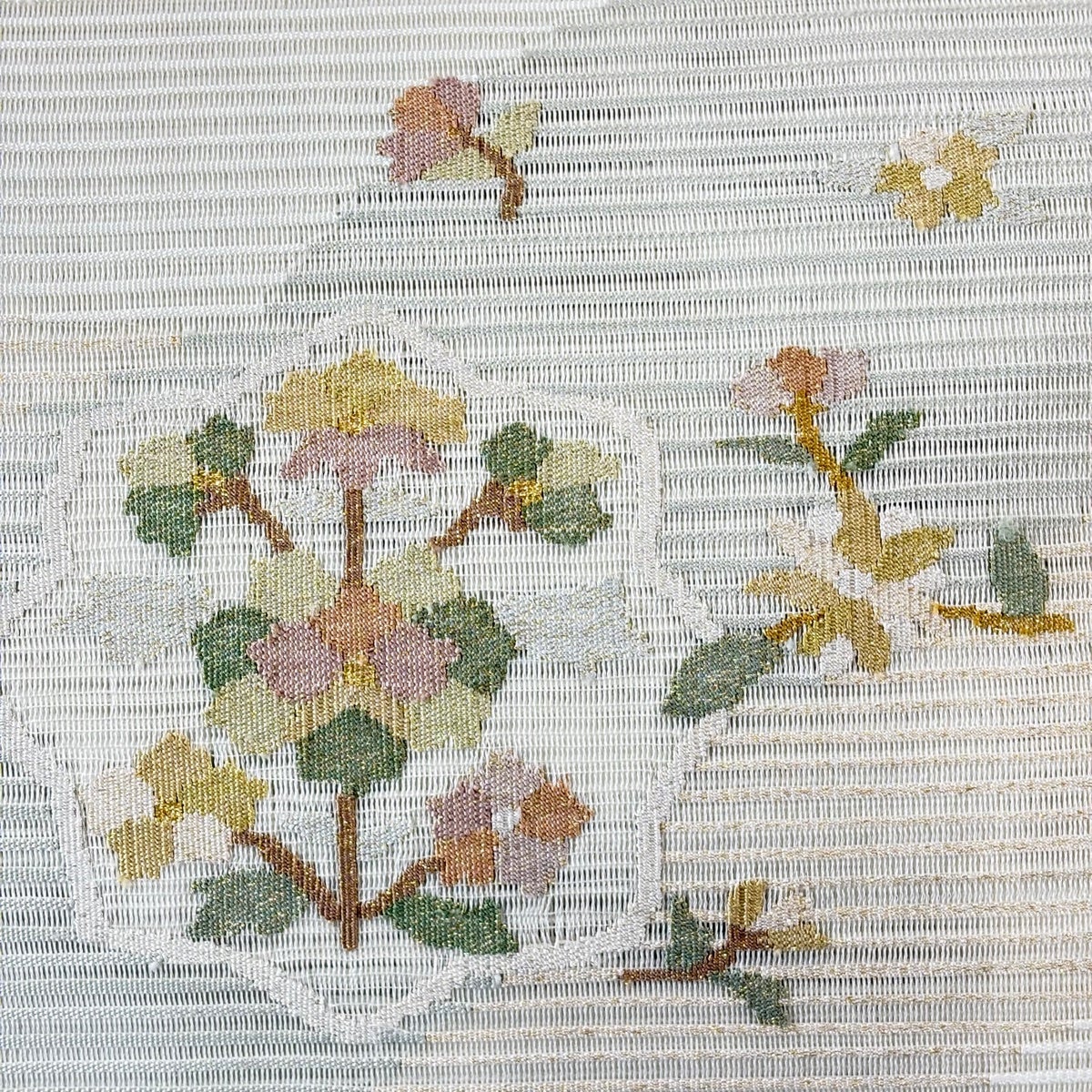 袋帯 秀品 夏帯 絽 草花 霞 金銀糸 白 お太鼓柄 正絹｜中古・古着