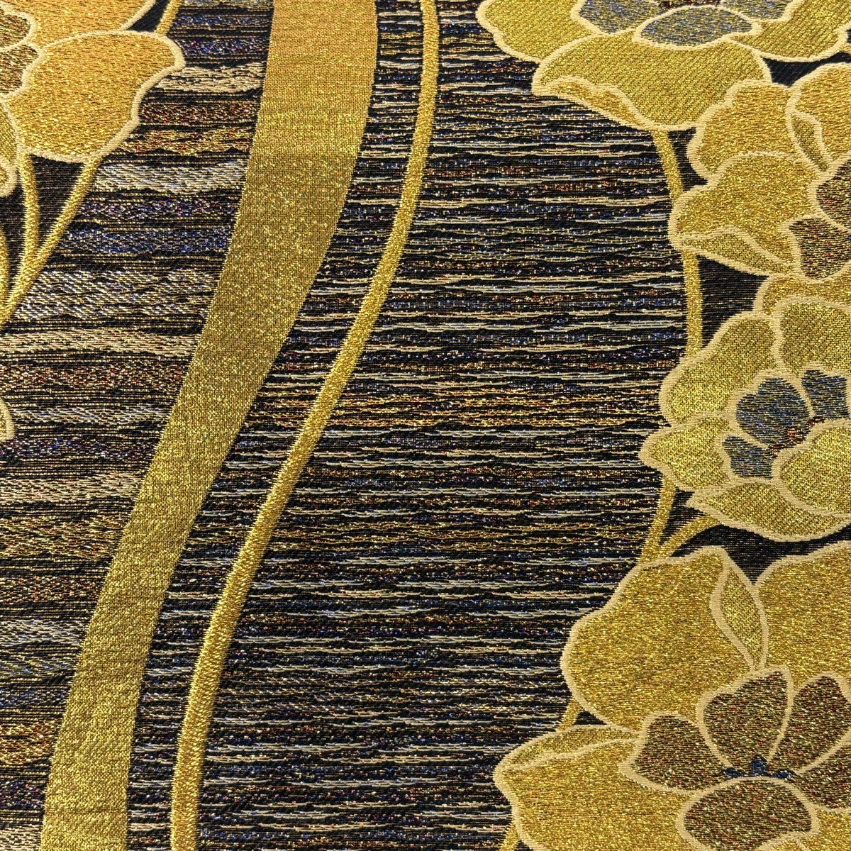 30%OFF 【美品】 袋帯 秀品 草花 縞 金糸 箔 黒 六通 正絹 K30｜中古