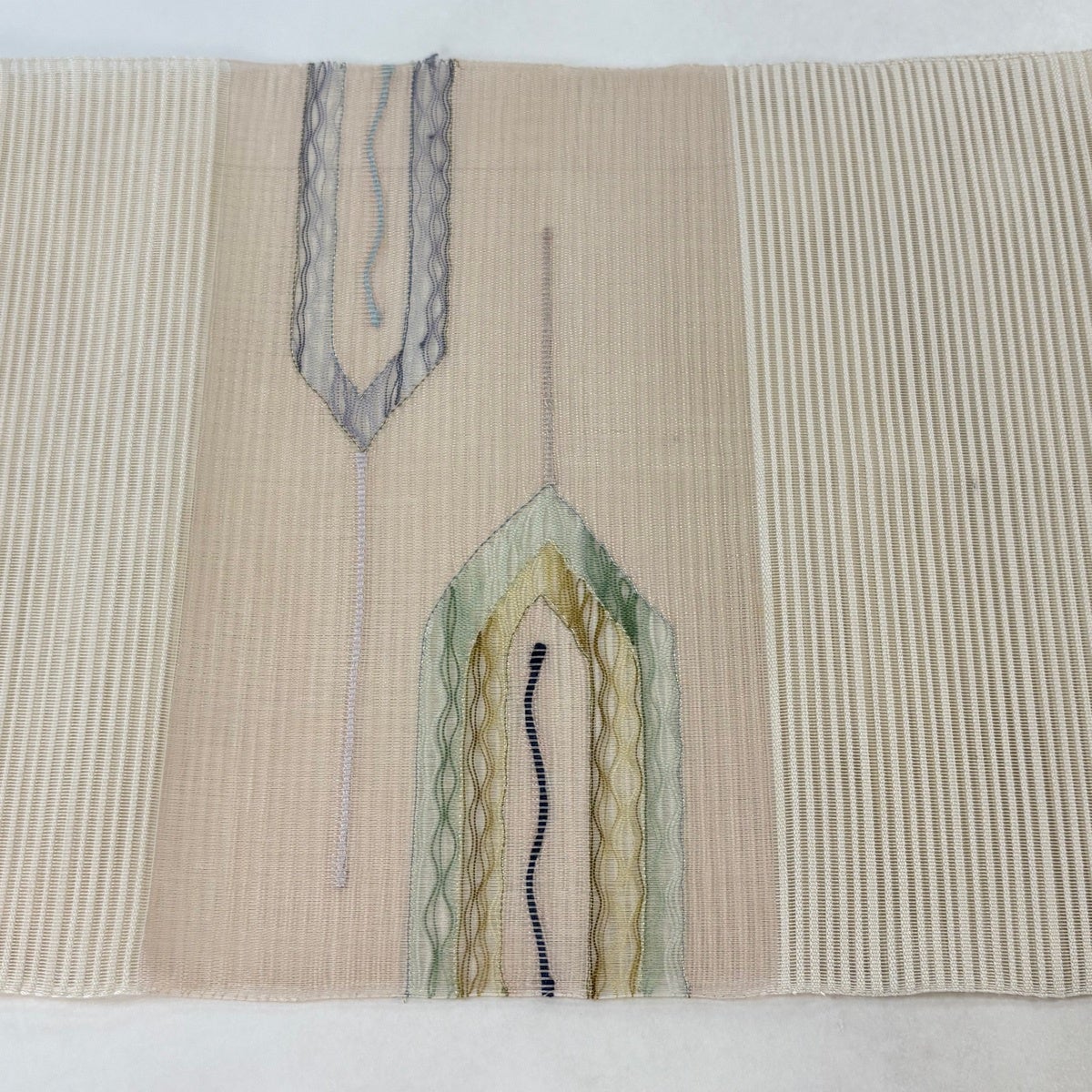 美品】 名古屋帯 秀品 夏帯 絽 幾何学模様 金銀糸 薄ピンク 正絹｜中古