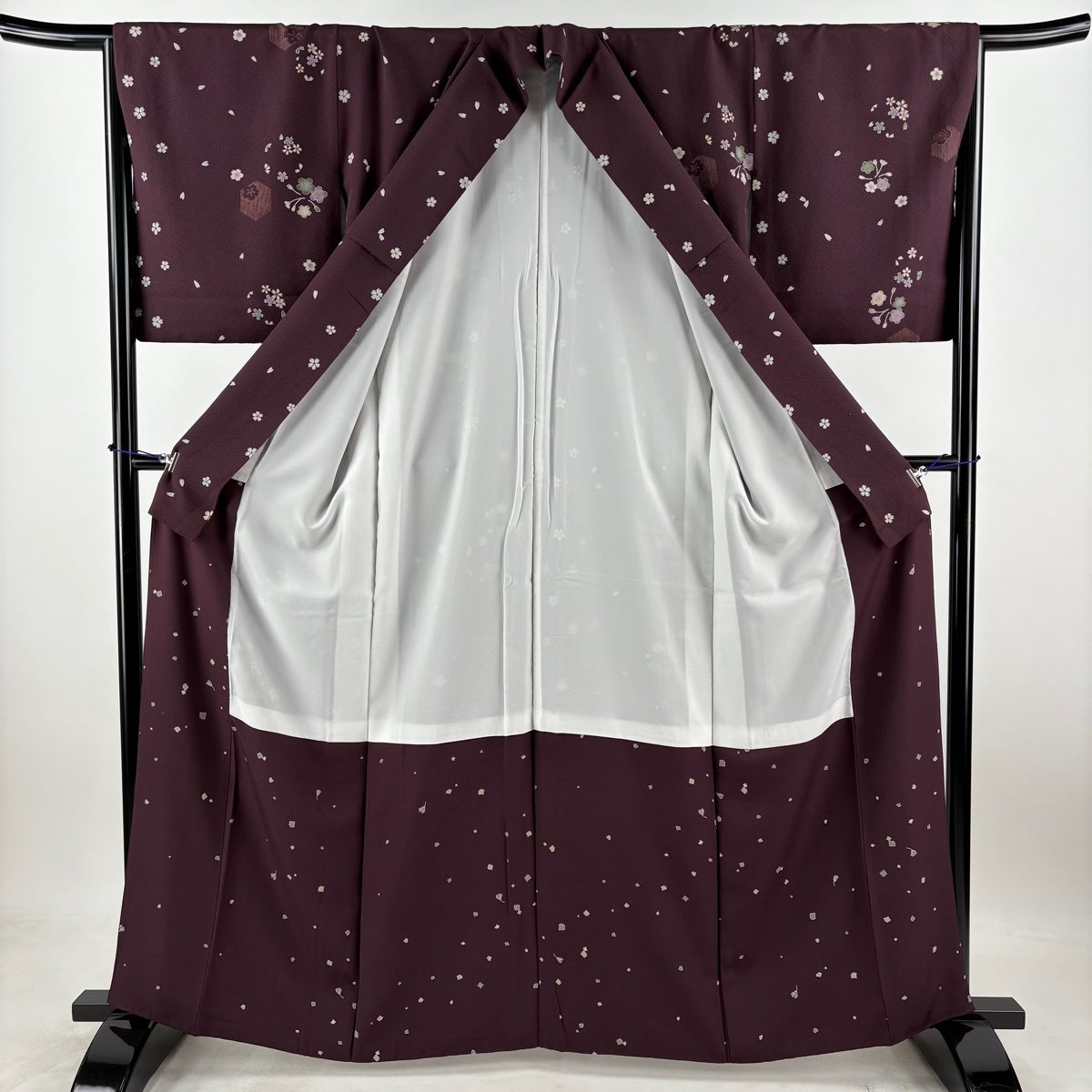 70%OFF 小紋 身丈163.5cm 裄丈67cm M 袷 桜 亀甲 金彩 紫 正絹 名品