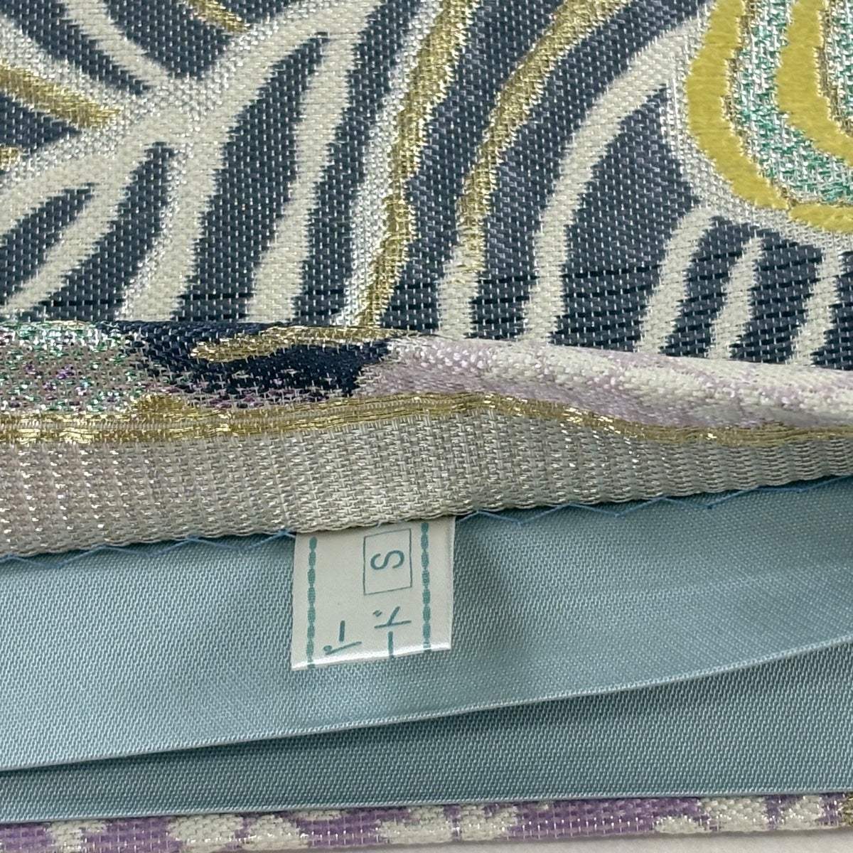 美品】 袋帯 秀品 鈴乃屋 桜 波 金銀糸 箔 銀色 六通 正絹｜中古・古着