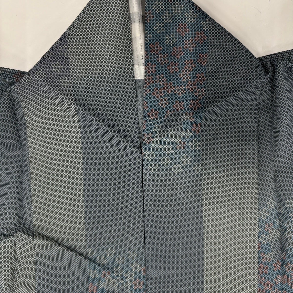 30%OFF 【美品】 小紋 身丈156cm 裄丈62cm S 薄物 蝶 花 青灰色 正絹