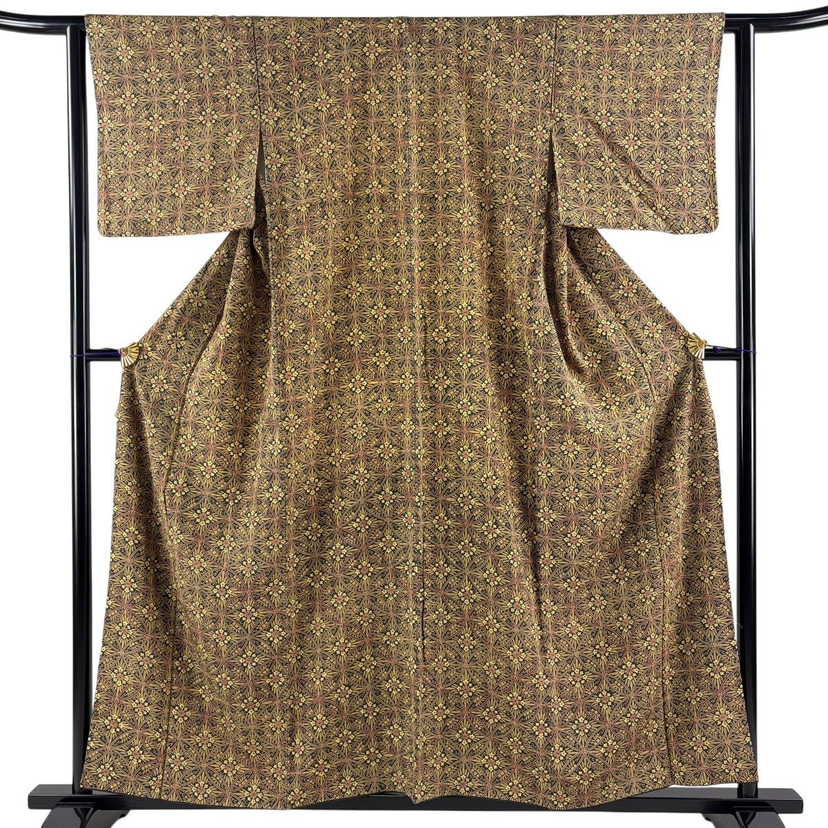 美品】 小紋 身丈157cm 裄丈62cm S 袷 七宝 花菱 黄土色 正絹 優品