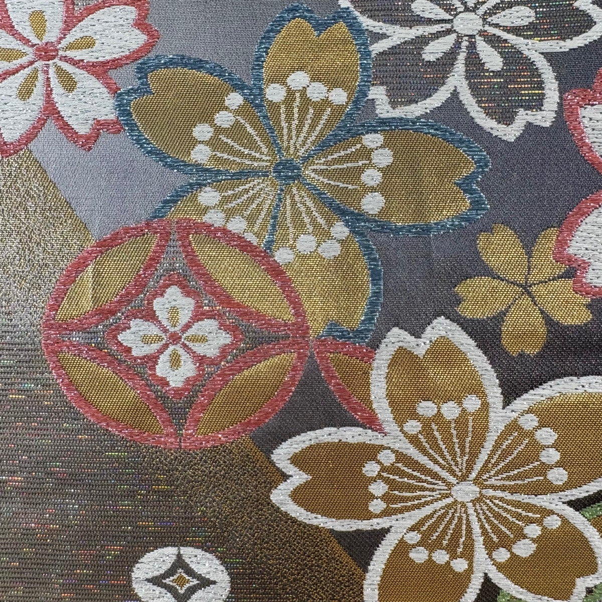 袋帯 秀品 桜 七宝 箔 金糸 灰色 六通 正絹｜中古・古着・リサイクル