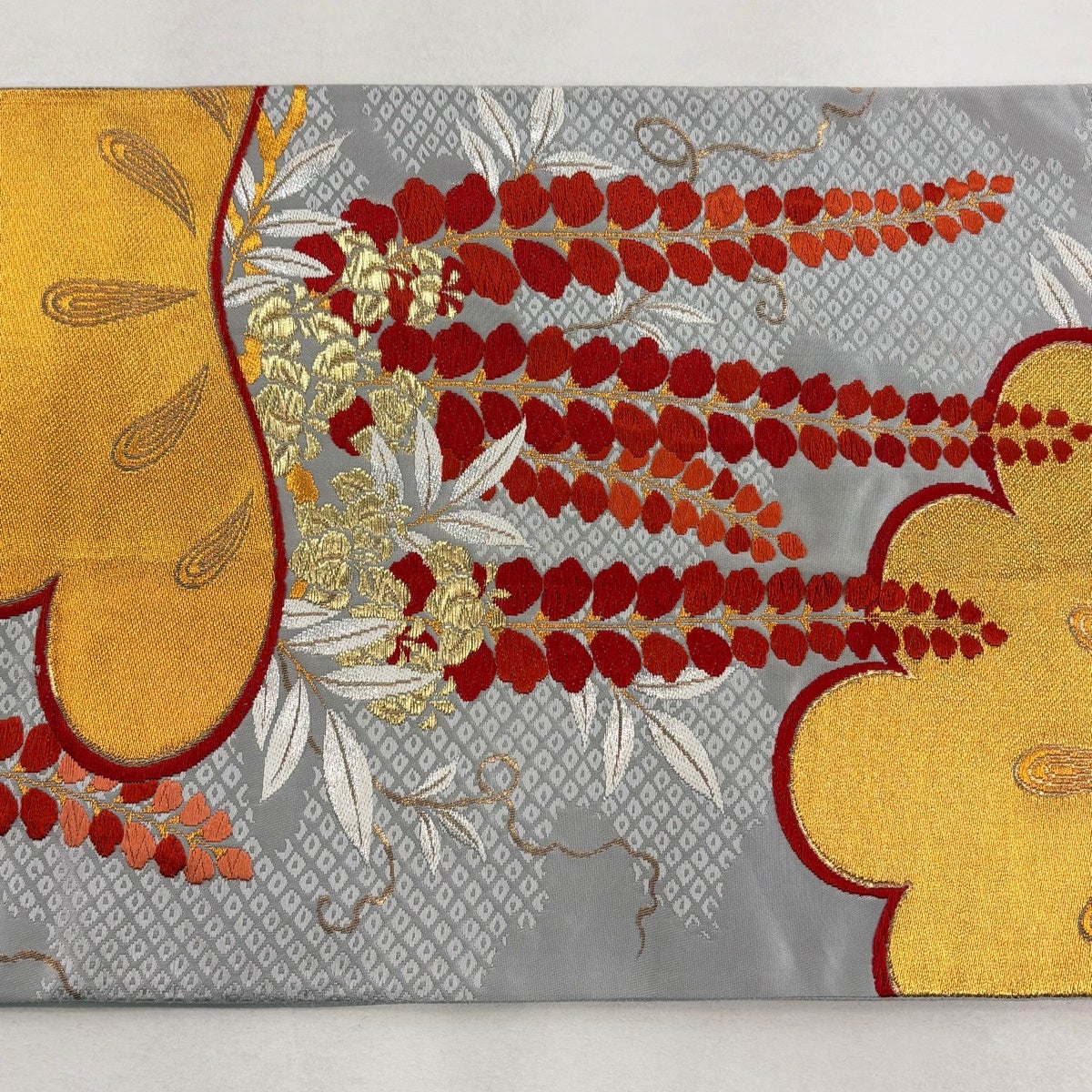 袋帯 秀品 振袖向き 松 藤 金銀糸 箔 灰色 六通 正絹｜中古・古着