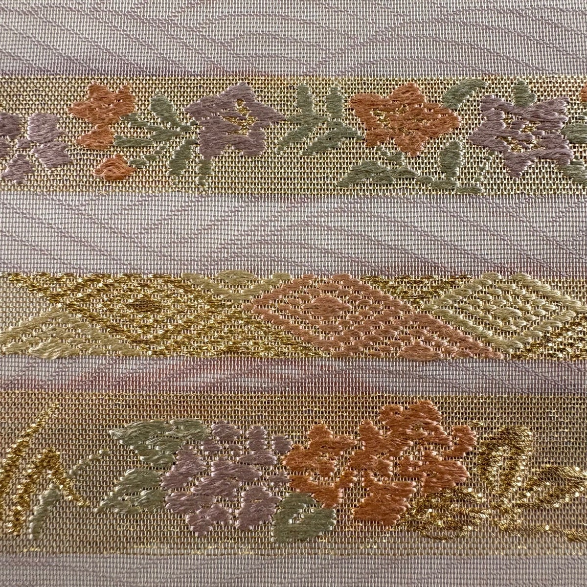 美品】 名古屋帯 秀品 夏帯 草花 霞 唐織 金糸 薄小豆 正絹｜中古