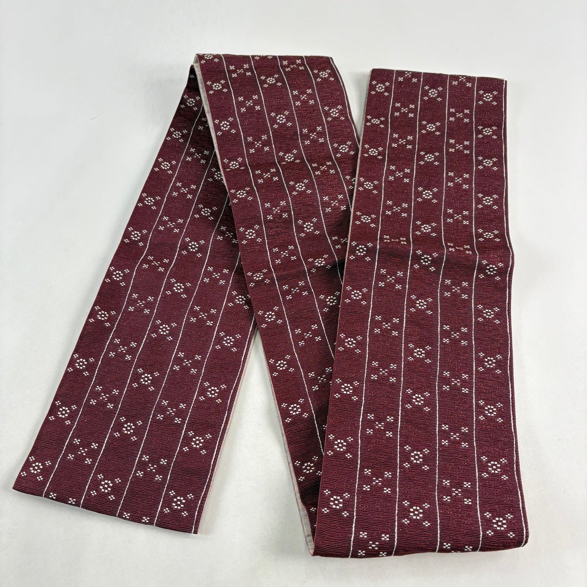50%OFF 【美品】半幅帯 優品 縞 幾何学模様 えんじ色 化繊 K50｜中古