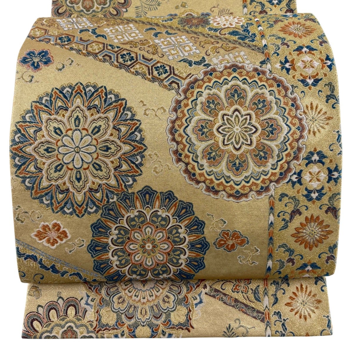 【美品】袋帯　人間国宝作品　大華文　六通　金色 美品】 袋帯 名品 王朝献上宝飾華文 箔 金色 六通 正絹｜中古・古着