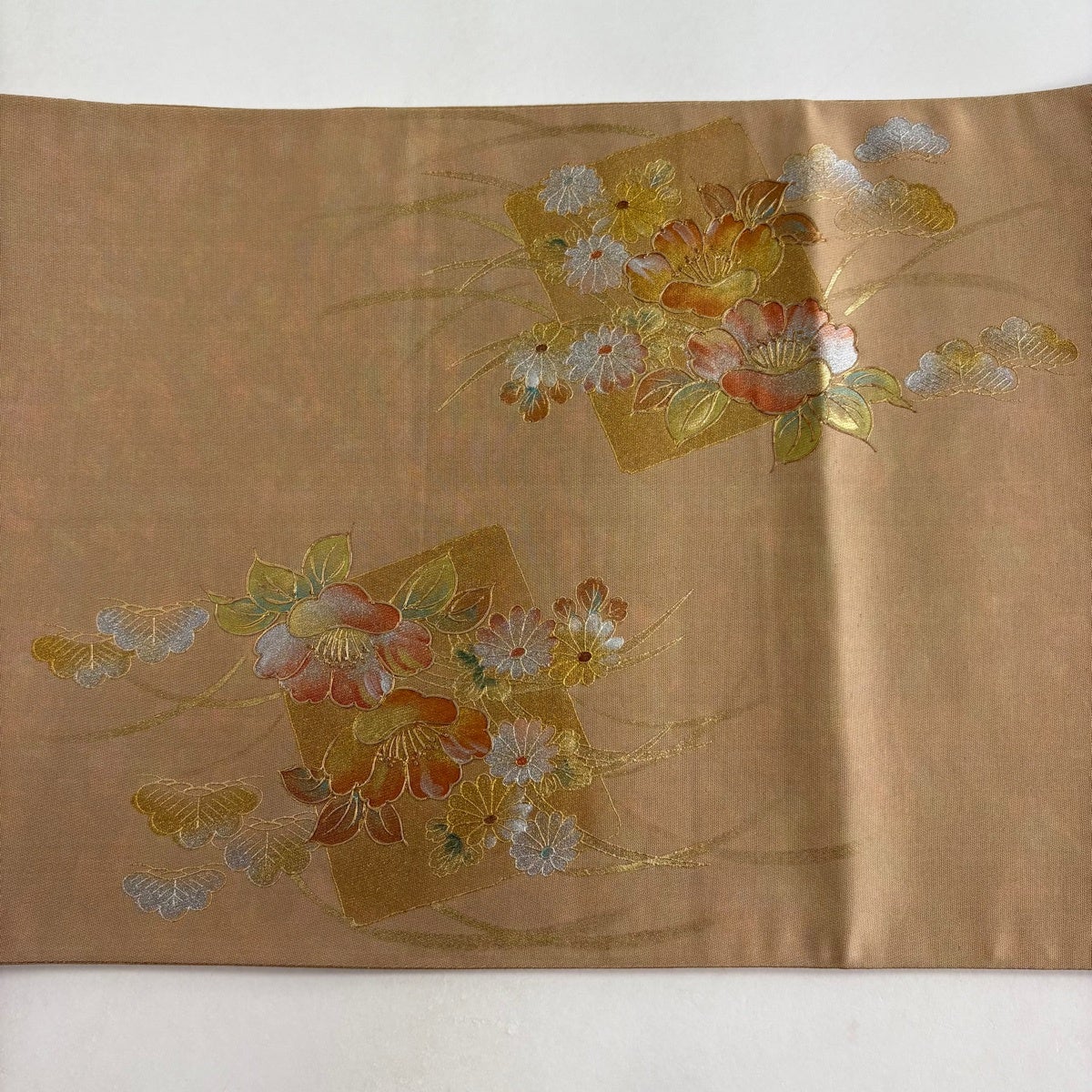 袋帯 名品 破れ色紙 草花 螺鈿 金銀彩 薄茶色 お太鼓柄 正絹｜中古