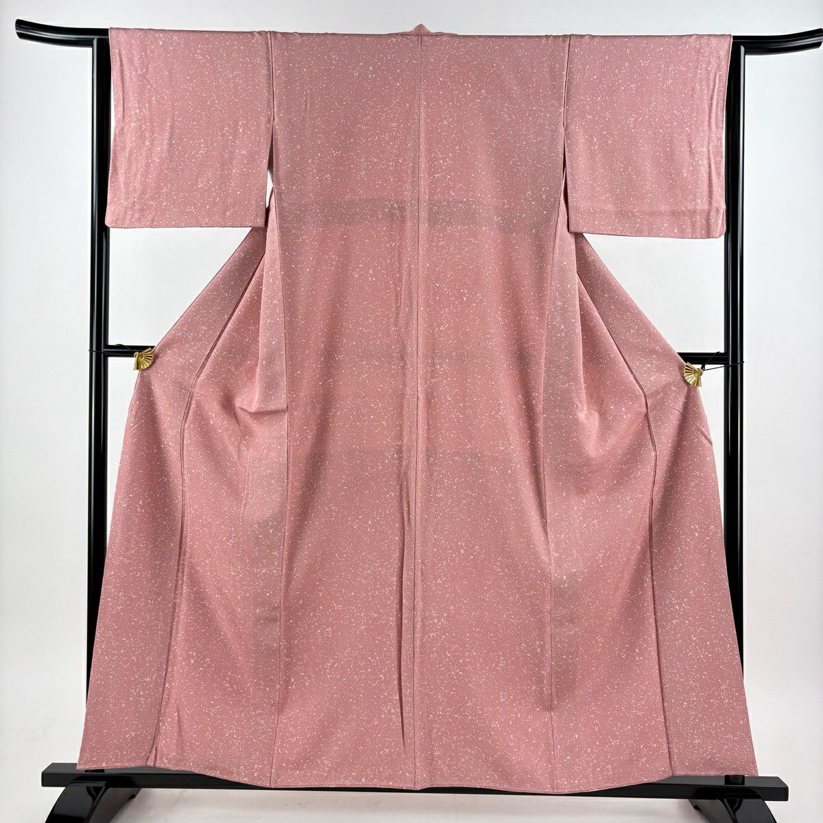 【美品】 小紋 身丈158cm 裄丈67cm 正絹 秀品 【中古】 美品】 小紋 身丈158cm 裄丈64cm M 単衣 竹縞 灰茶 正絹 優品｜中古
