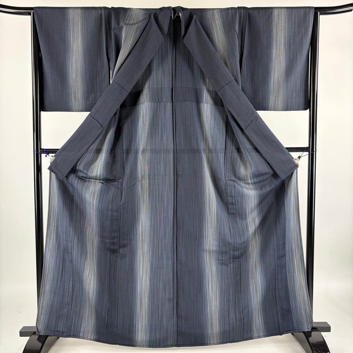 30%OFF 【美品】 紬 身丈165cm 裄丈66cm M 単衣 やまと 縦縞 濃紺 正絹