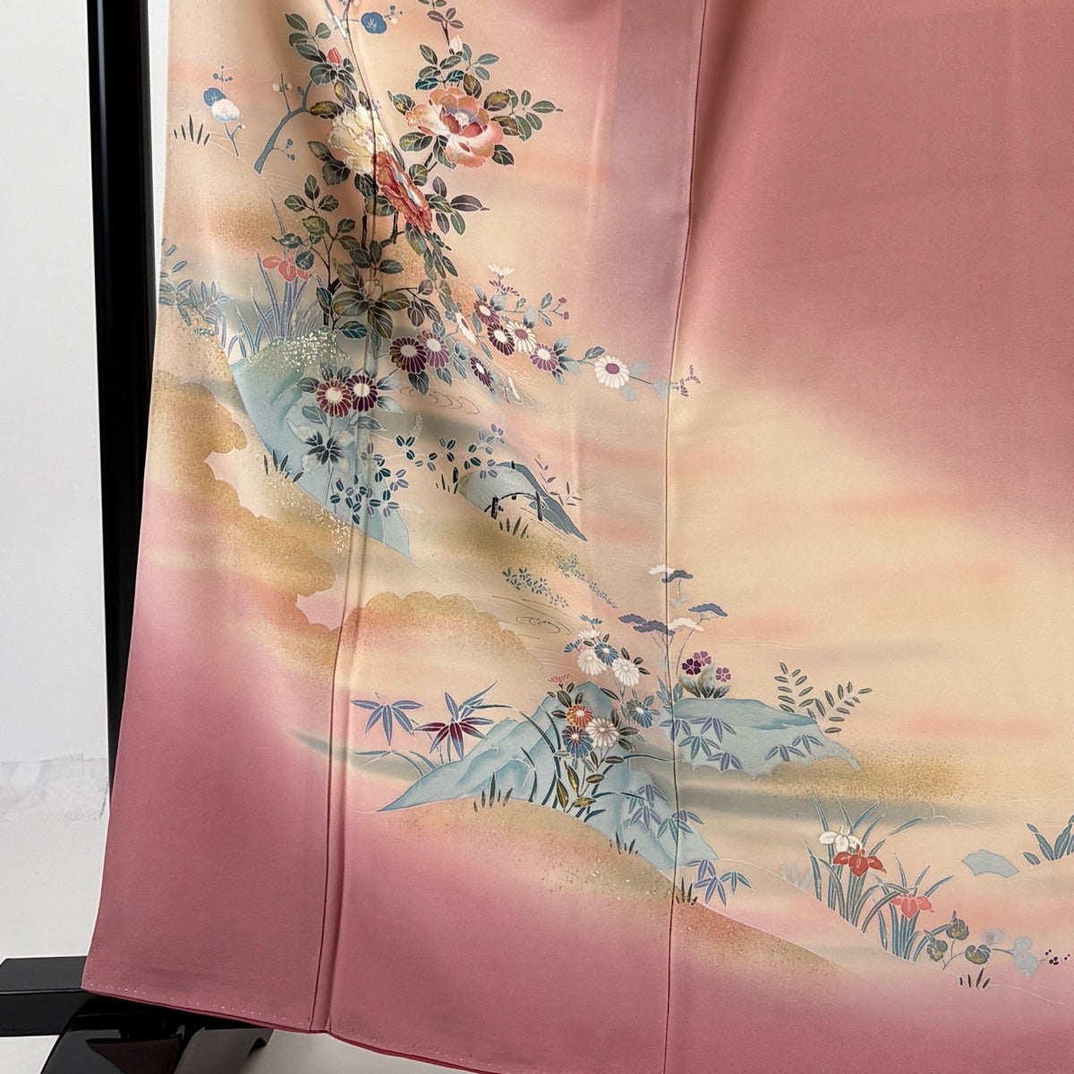訪問着 身丈163.5cm 裄丈66cm M 袷 椿 草花 金銀彩 ぼかし 濃ピンク