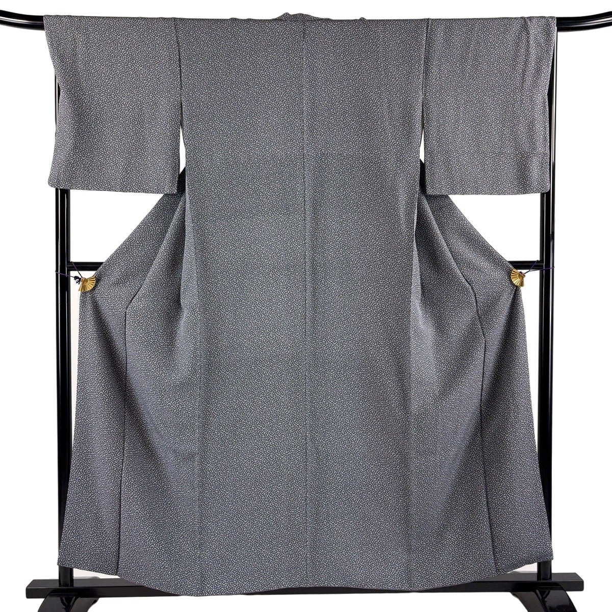 小紋 身丈167cm 裄丈69cm L 袷 草花 霞 紋意匠 灰色 正絹 名品｜中古 