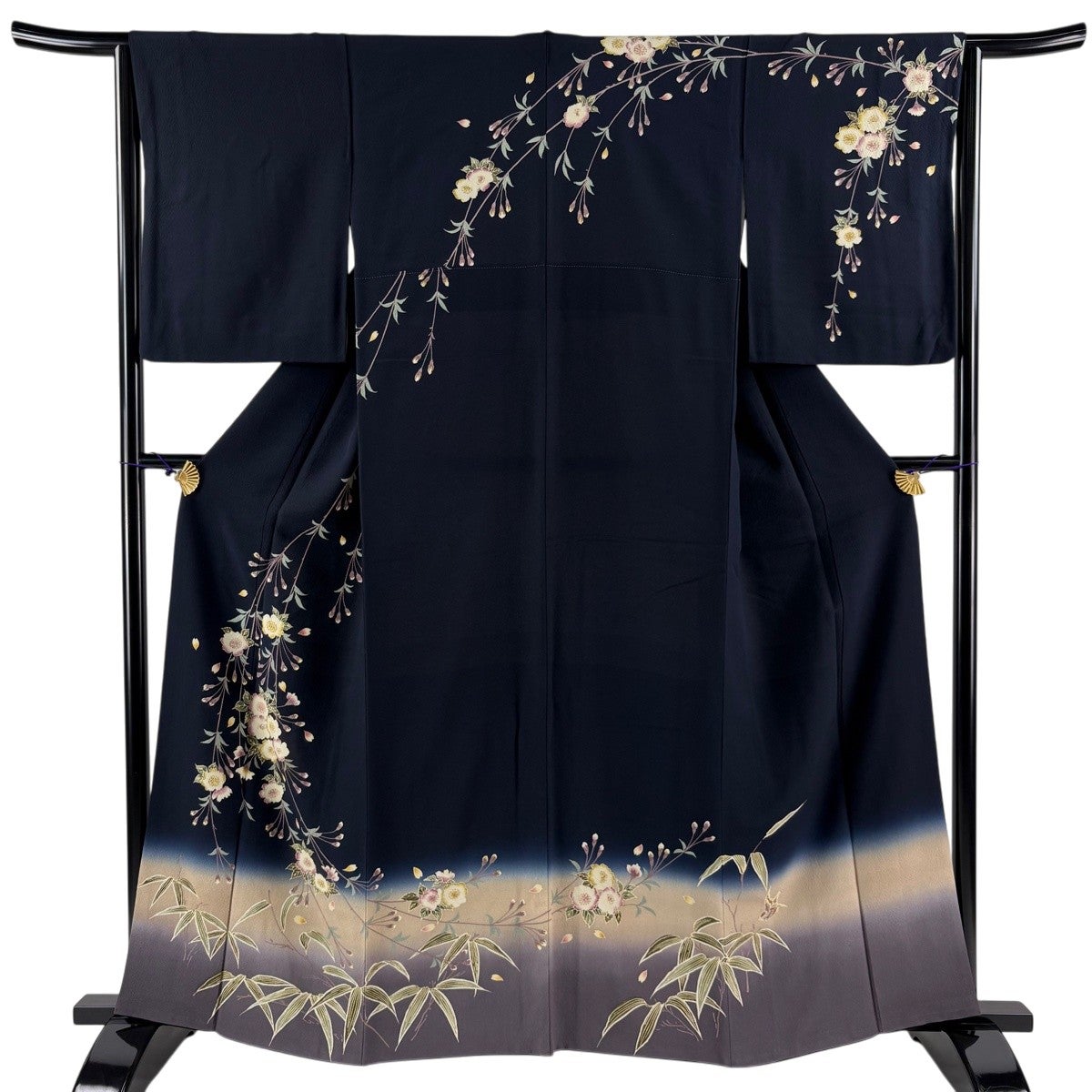 訪問着 身丈161.5cm 裄丈63cm S 袷 やまと 枝垂れ桜 笹 ぼかし 黒 正絹