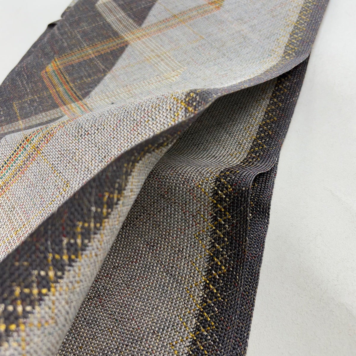 美品】 名古屋帯 秀品 八寸名古屋帯 松葉仕立て トンネル仕立て 幾何学