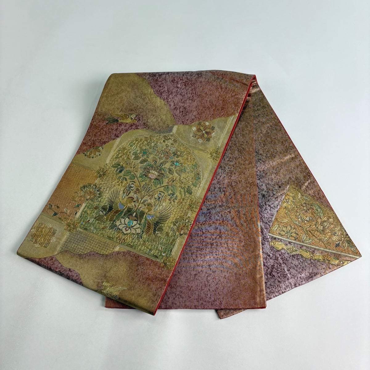 美品】 袋帯 名品 向かい鳥 草花 螺鈿 金銀彩 金色 お太鼓柄 正絹