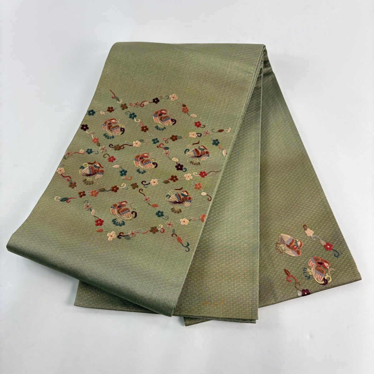 袋帯 美品 秀品 お太鼓柄 華文 正絹 中古 墨色 箔 金糸 逸品 草花 金彩