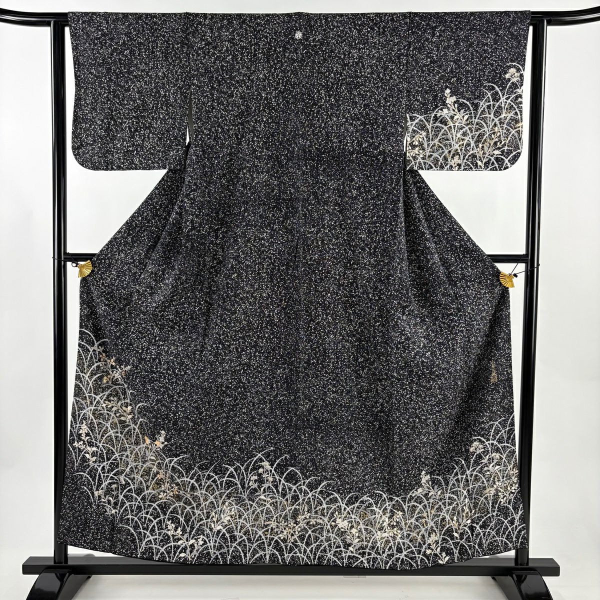 美品】 付下げ 身丈160.5cm 裄丈68.5cm L 袷 樽本伊勢蔵 落款あり 姫