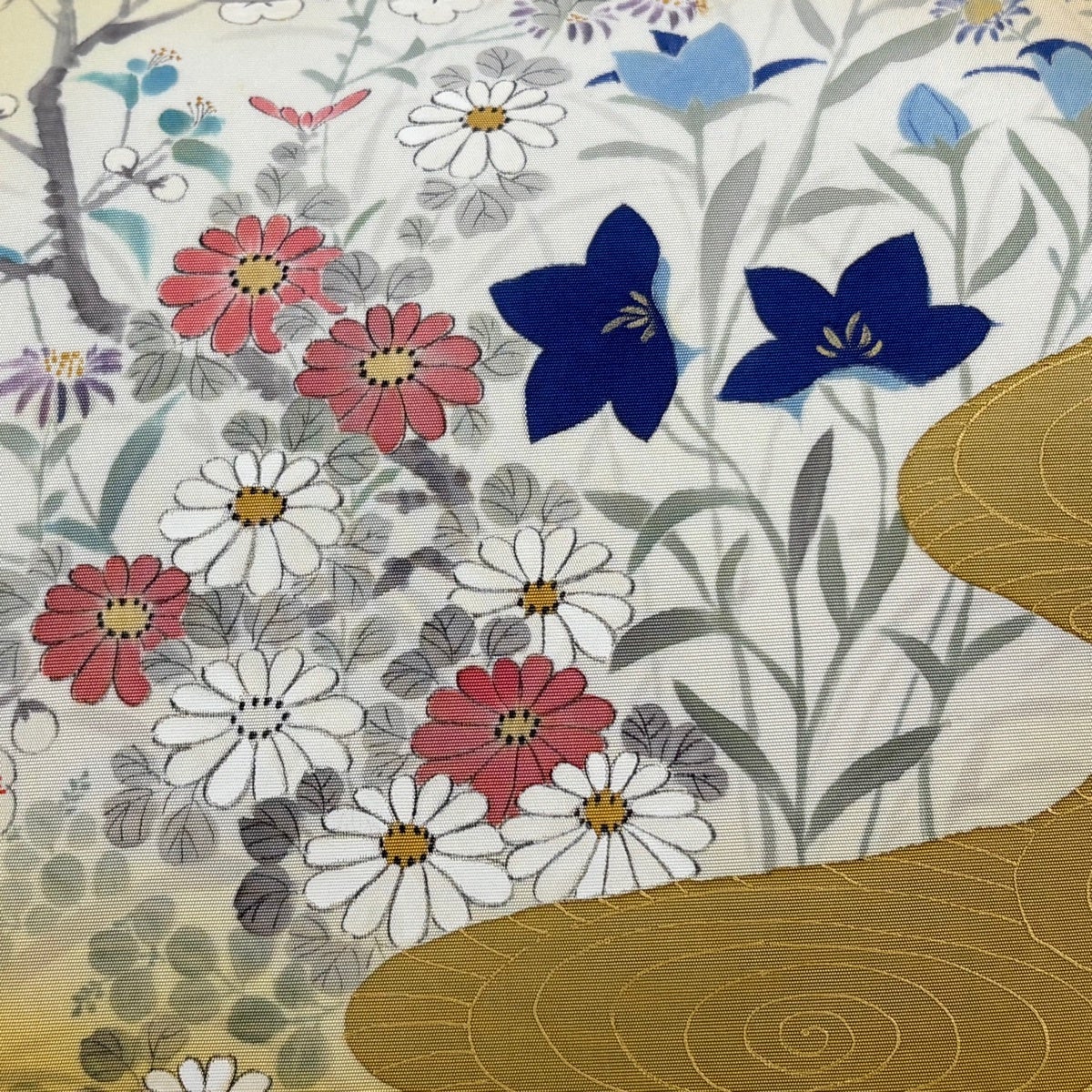 美品】 名古屋帯 秀品 落款あり 秋草 流水 金彩 ぼかし 黄色 正絹
