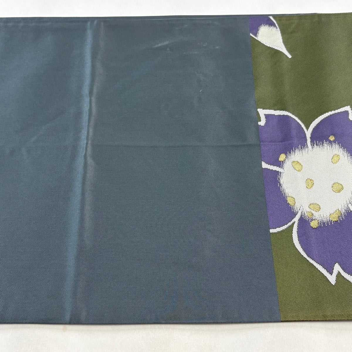 袋帯 名品 辻村ジュサブロー 落款あり 桜 金糸 茶緑色 六通 正絹｜中古