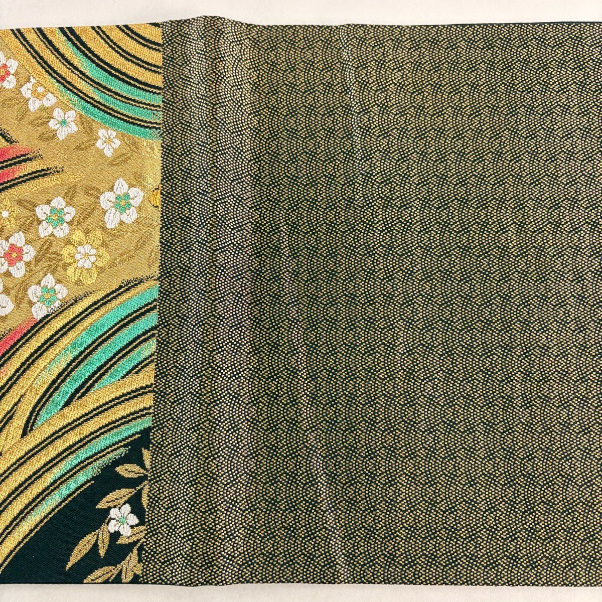 在庫一掃】 【美品】 袋帯 秀品 花鳥 波 箔 唐織 黒 六通 正絹｜中古