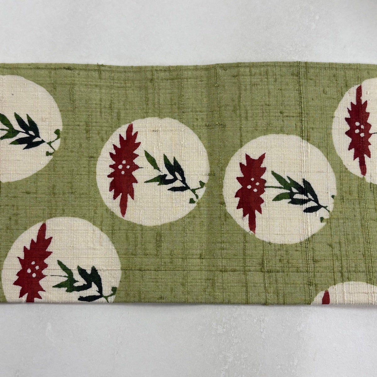 美品】 名古屋帯 逸品 落款あり 下平清人 紬地 草花 丸文 抹茶色 正絹