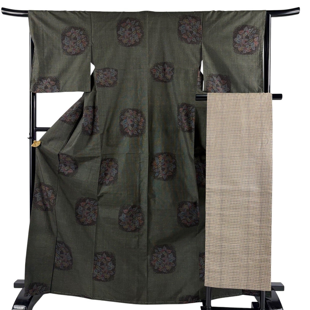 美品】 紬 身丈168.5cm 裄丈66cm M 袷 名古屋帯セット 草花 深緑 正絹
