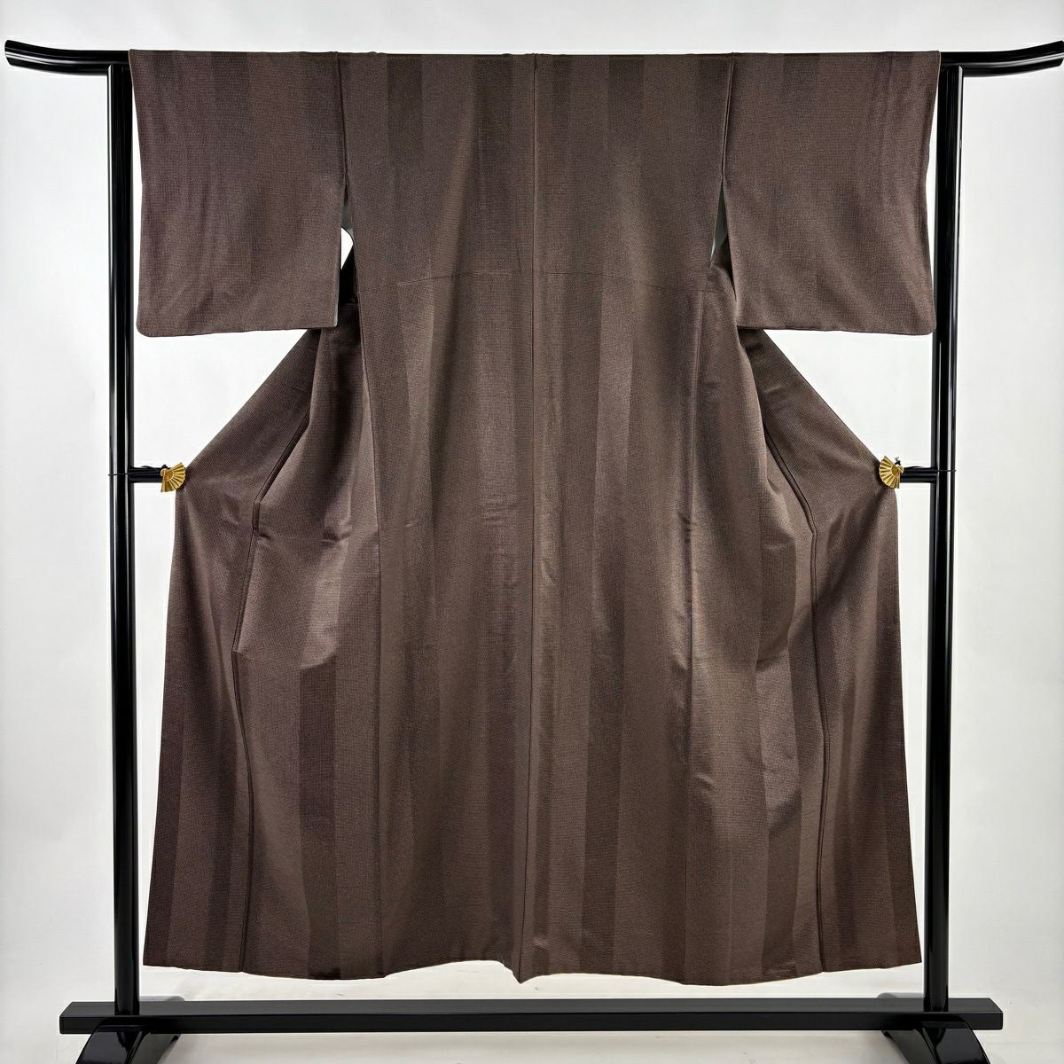 紬 身丈160.5cm 裄丈62.5cm 正絹 秀品 【中古】 紬 身丈160cm 裄丈62.5cm S 袷 アンサンブル 証紙あり 格子 山吹茶色