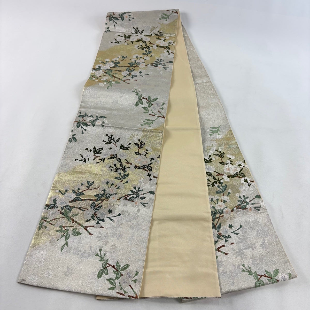 袋帯 秀品 桜 箔 銀色 六通 正絹｜中古・古着・リサイクル着物通販