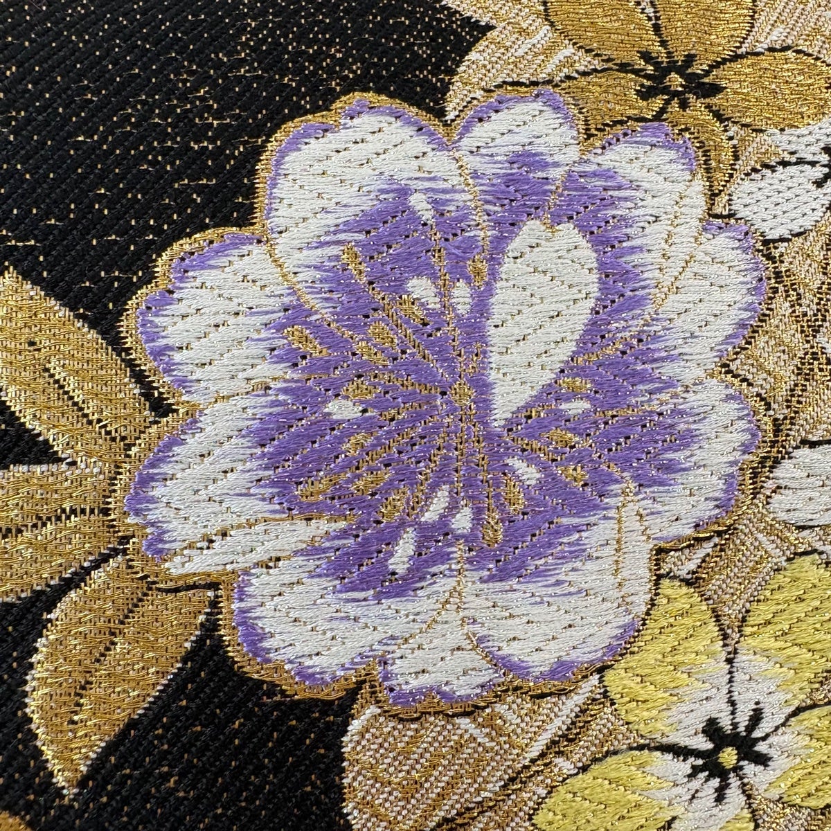 名品 逸品 着物 袋帯 黒 桜の花びら 六津 正絹 ☆☆☆☆送料無料 振袖 帯「黒市松、桜花」日本製 未仕立て 六通柄 振袖用 袋帯 振袖帯