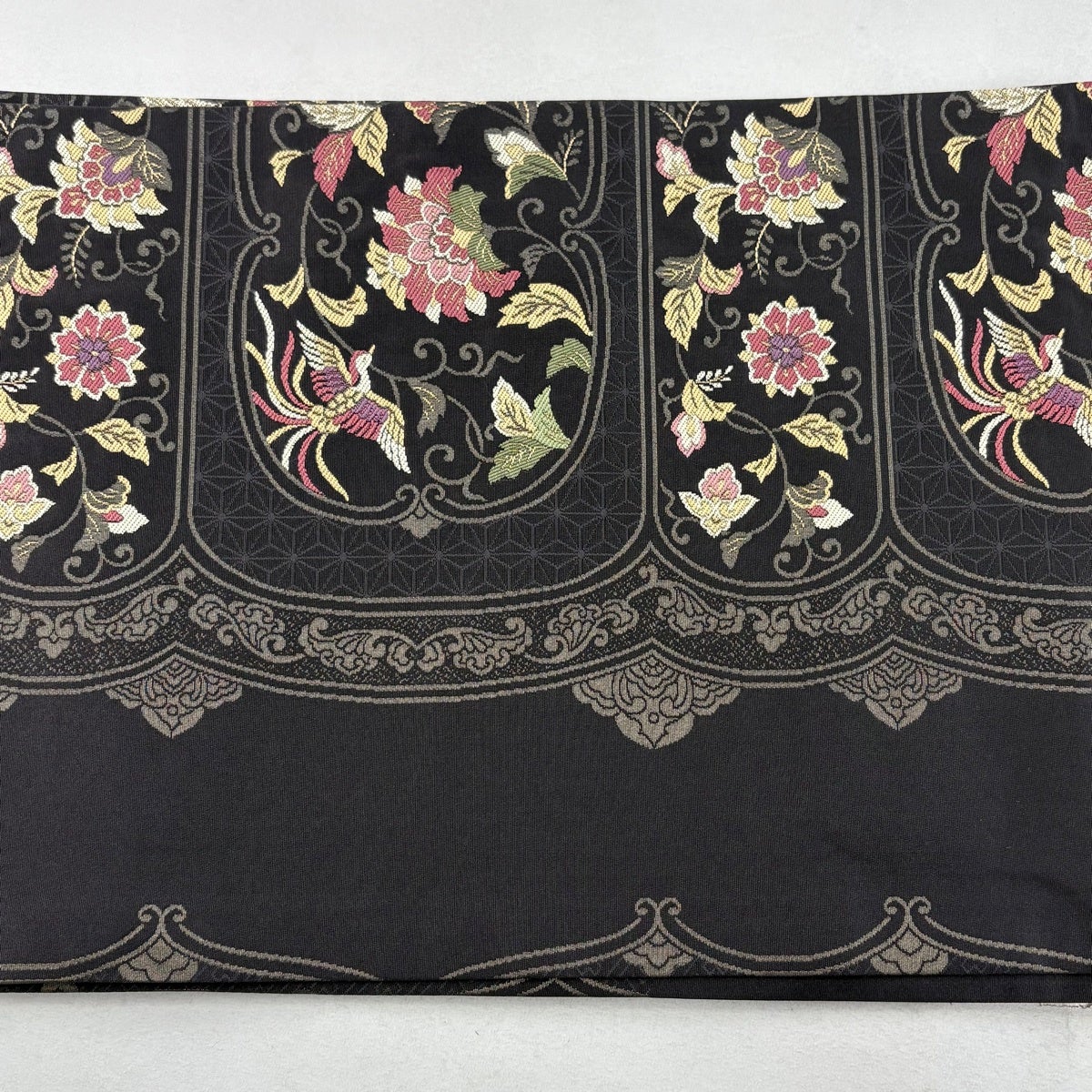 美品】 開き名古屋帯 秀品 花鳥 花唐草 黒灰 正絹｜中古・古着