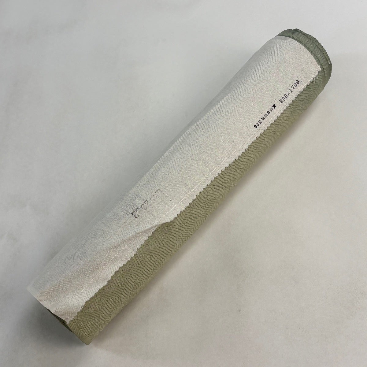 70%OFF 反物 秀品 付下げ 扇面 松 金糸 金銀彩 灰緑 正絹 K70｜中古