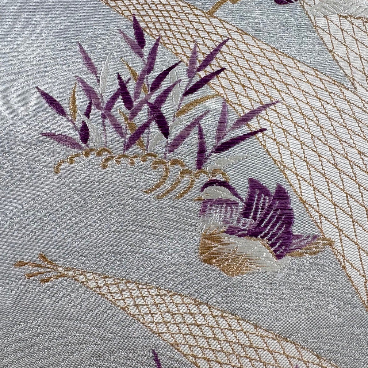 美品】 袋帯 逸品 帝王紫 落款あり 鴛鴦 松 金銀糸 箔 クリーム お太鼓