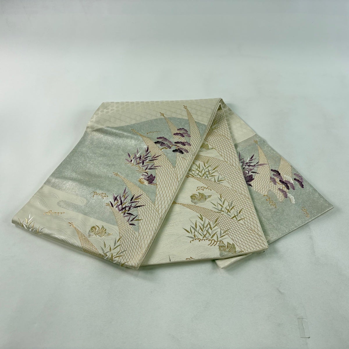 美品】 袋帯 逸品 帝王紫 落款あり 鴛鴦 松 金銀糸 箔 クリーム お太鼓