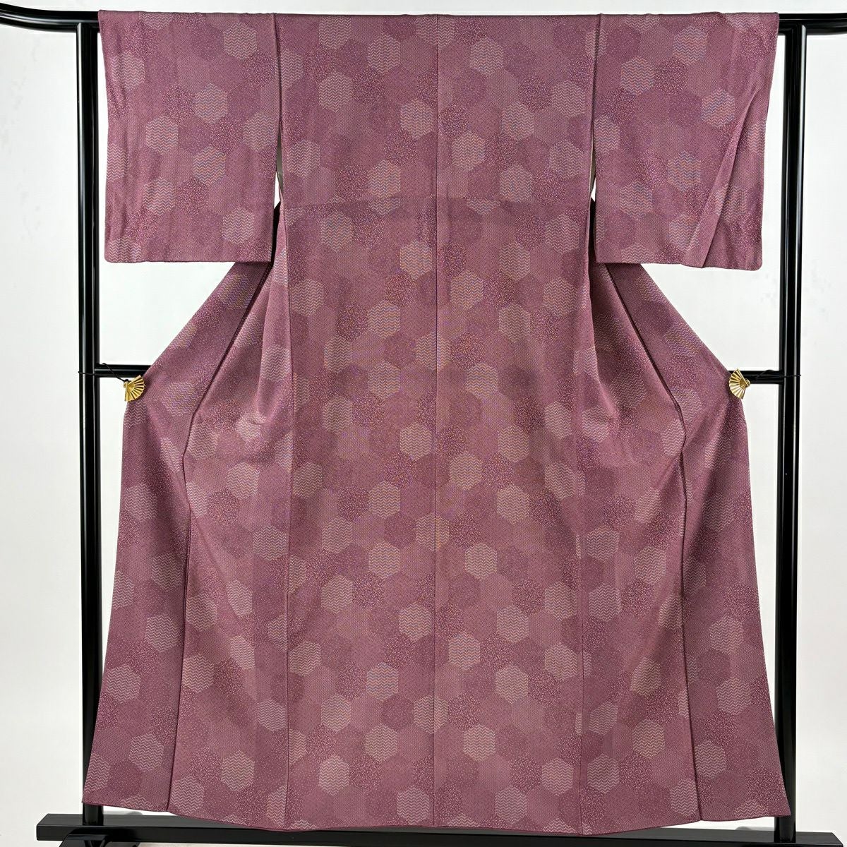 美品】 小紋 身丈152.5cm 裄丈62cm S 袷 幾何学 赤紫 正絹 優品