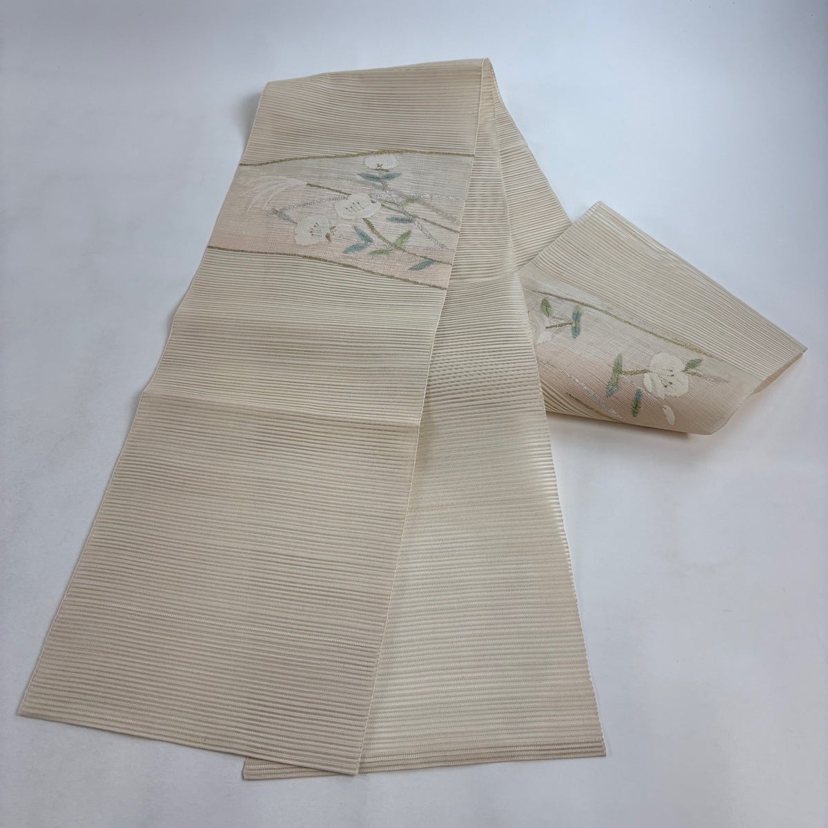 名古屋帯 秀品 夏帯 絽 八寸名古屋帯 草花 金銀糸 クリーム 正絹｜中古