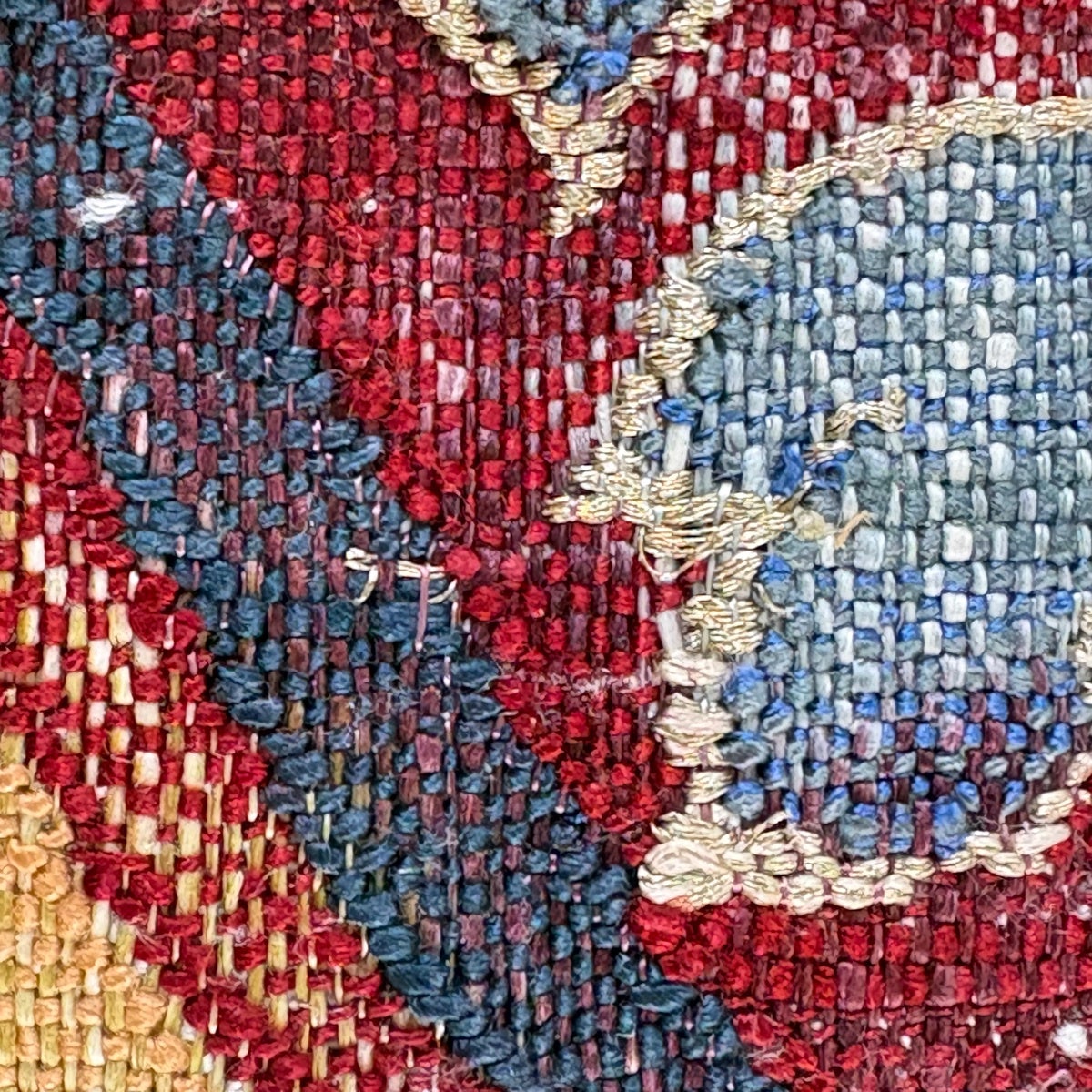 名古屋帯 優品 草花 金糸 刺繍 灰白 正絹｜中古・古着・リサイクル着物