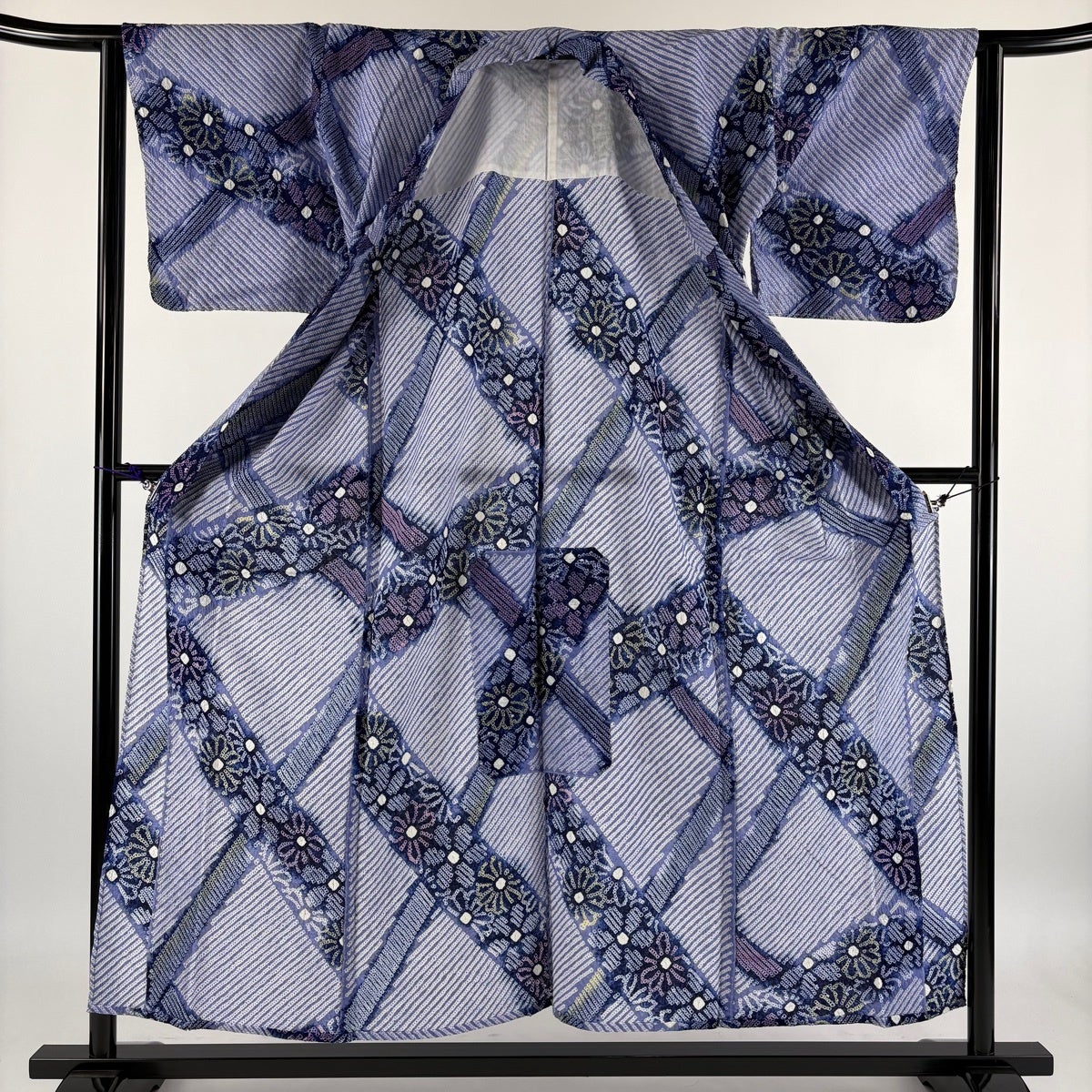 浴衣 身丈153.5cm 裄丈61.5cm S 絞り浴衣 草花 斜縞 薄紫 綿 名品