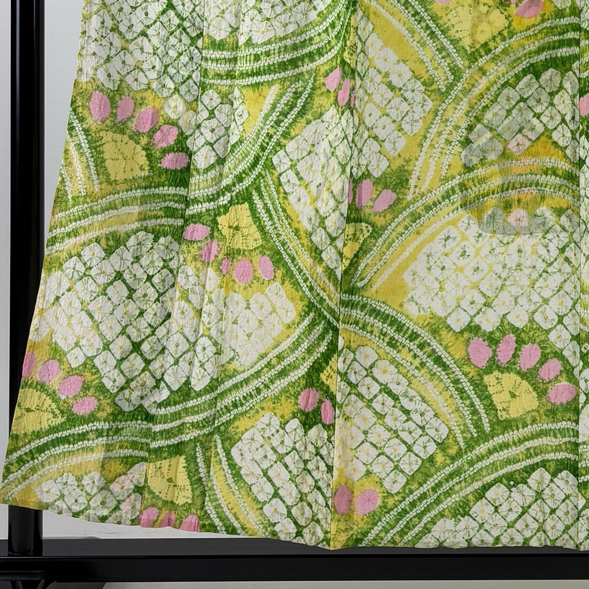 浴衣 身丈153cm 裄丈61cm S 絞り浴衣 幾何学模様 黄緑色 綿 名品｜中古