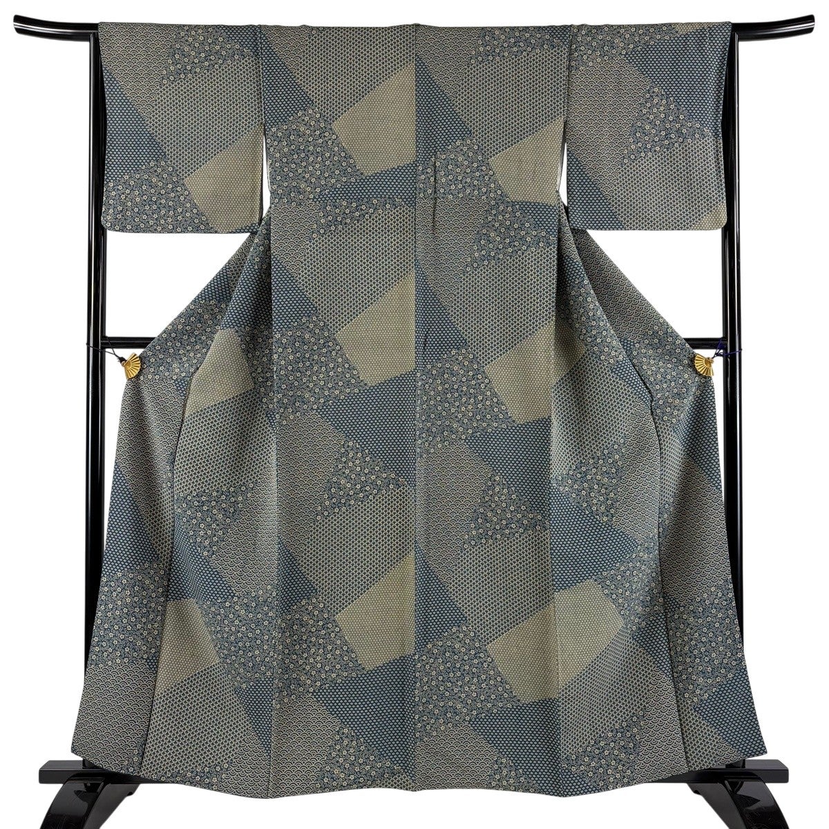 美品】 小紋 身丈155cm 裄丈63cm S 袷 華文 鹿 縮緬 深緑 正絹 優品
